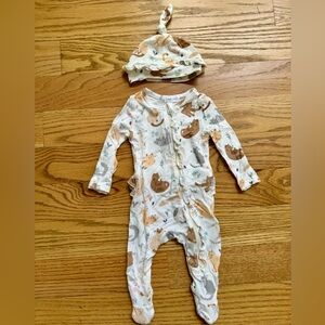 Angel Dear bamboo pajamas and hat set 0-3 months